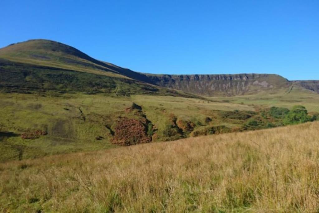 Welsh Miners Cottage Four Bedroom House Treherbert المظهر الخارجي الصورة