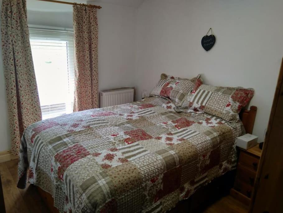 Welsh Miners Cottage Four Bedroom House Treherbert المظهر الخارجي الصورة